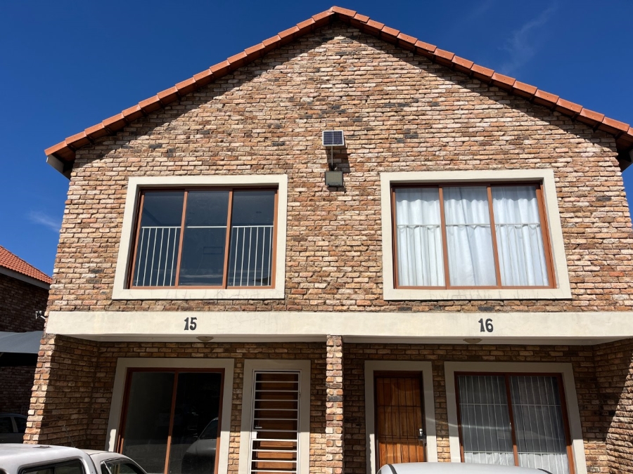 2 Bedroom Property for Sale in Potchefstroom South North West